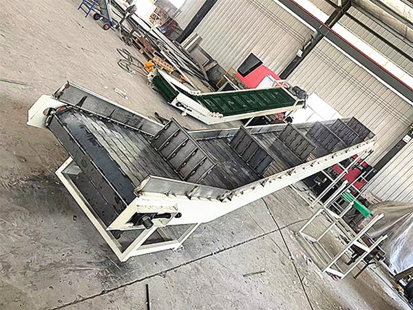 鏈(lian)闆輸送機(ji)