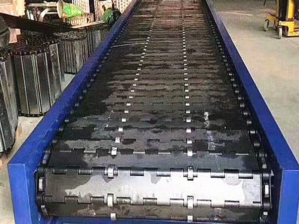鏈(lian)闆(ban)輸送(song)機(ji)